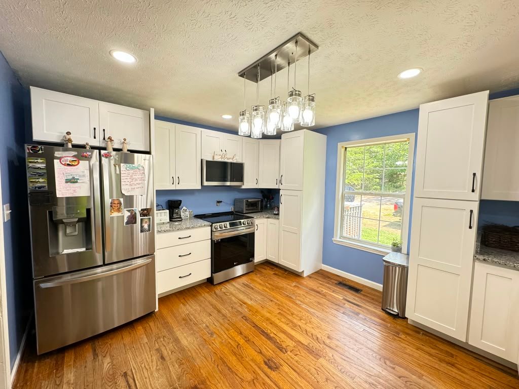 Full kitchen remodeling project by MTZ